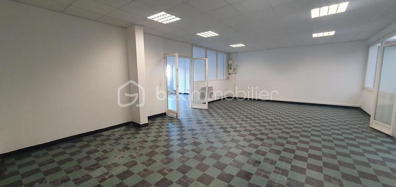 Bureau - 225 m² - 7 pièces