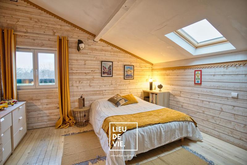 Maison ancienne - 210 m² - 8 pièces