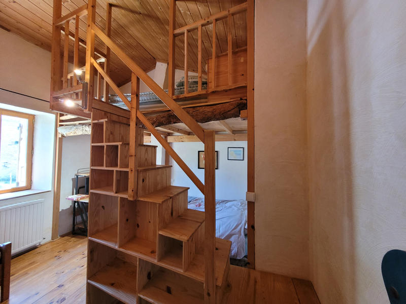 Maison - 170 m² - 9 pièces