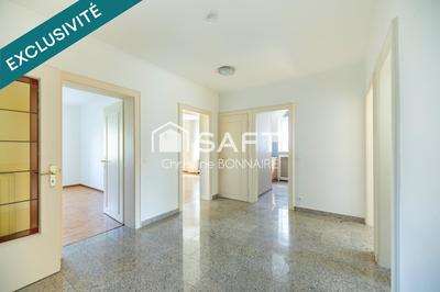 Appartement - 94 m² - 5 pièces