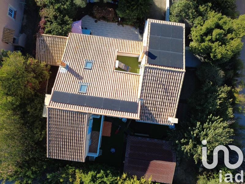 Maison - 195 m² - 9 pièces