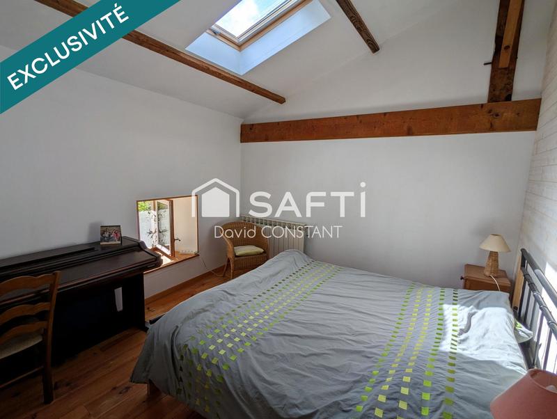 Maison - 280 m² - 9 pièces