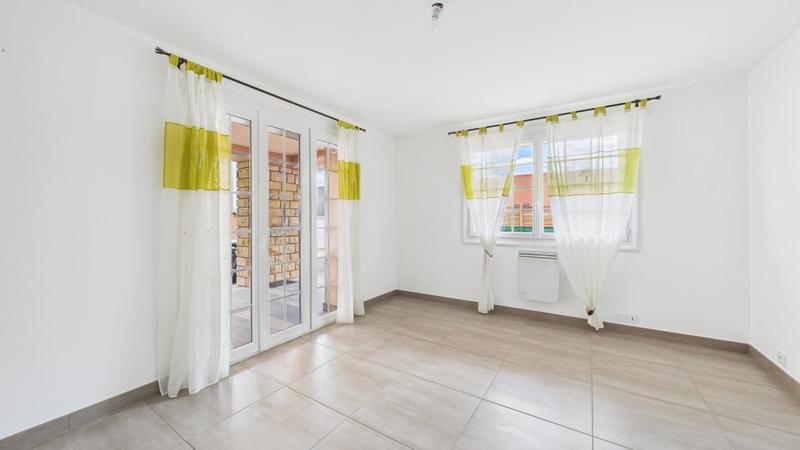 Maison - 207 m² - 7 pièces