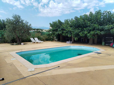 Villa - 180 m² - 6 pièces