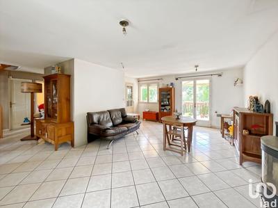 Maison - 107 m² - 6 pièces