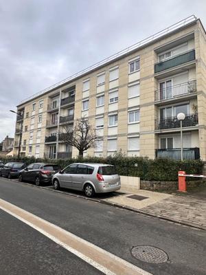 Appartement - 89 m² - 5 pièces