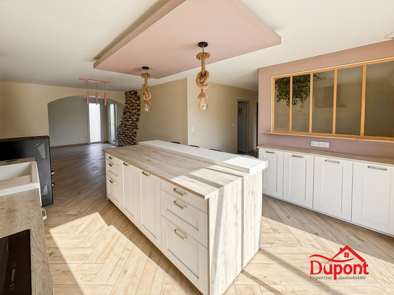 Maison - 93 m² - 5 pièces