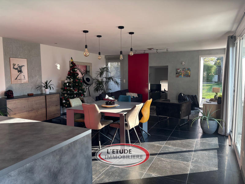 Maison - 156 m² - 6 pièces