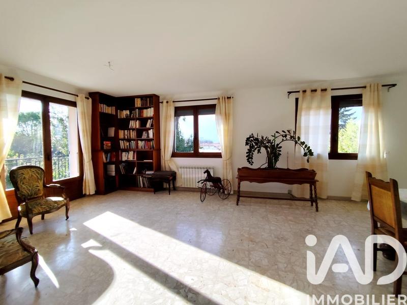 Maison - 179 m² - 6 pièces