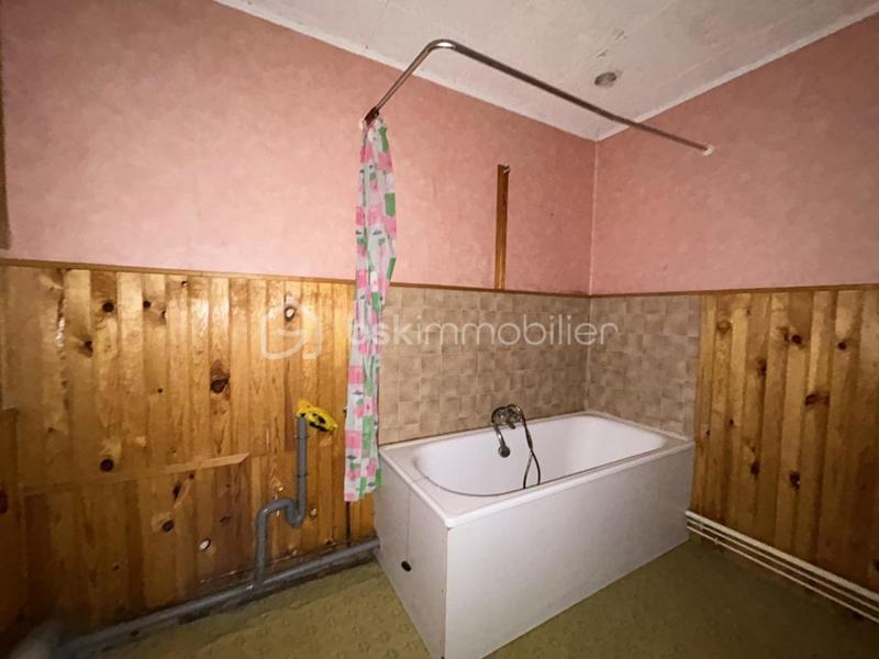 Local commercial - 321 m² - 1 pièce