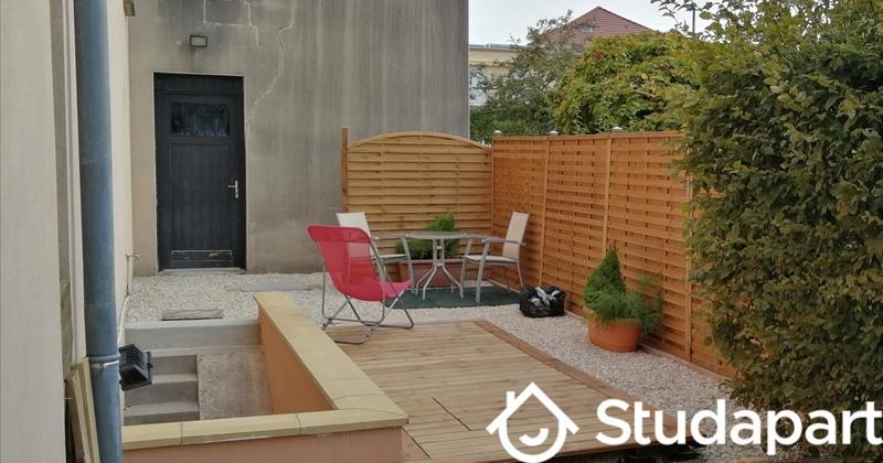 Chambre - 15 m² - 1 pièce