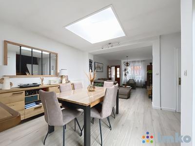 Maison - 80 m² - 5 pièces