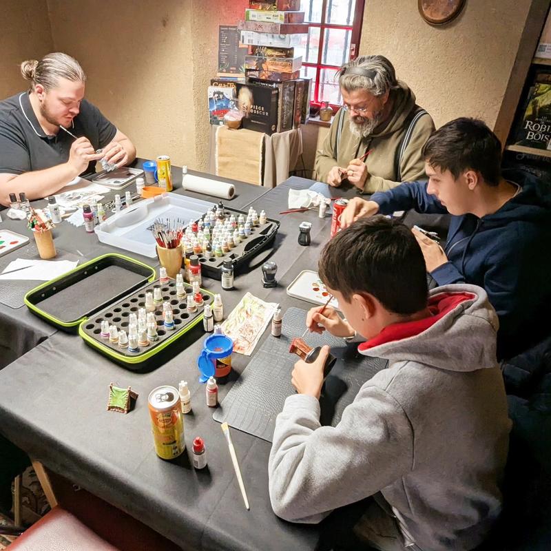 Atelier peinture sur figurine