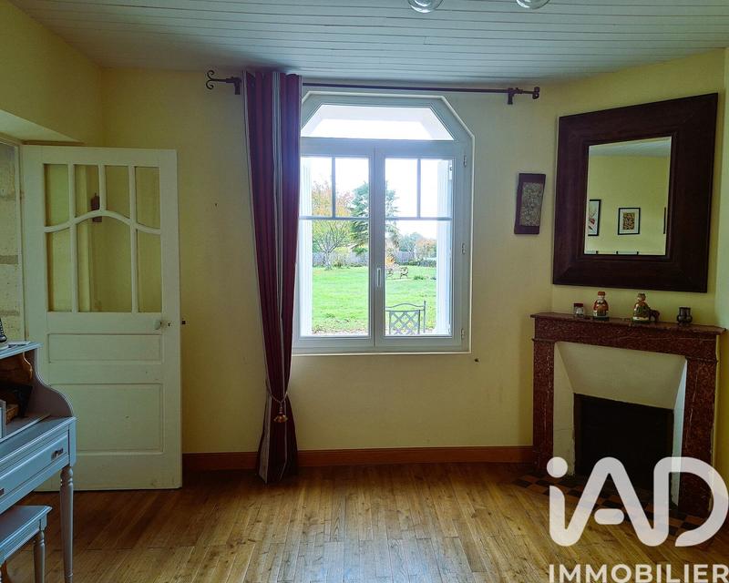 Maison - 212 m² - 8 pièces