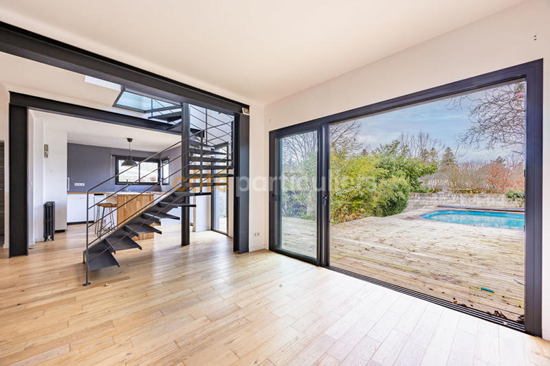 Maison - 170 m² - 7 pièces