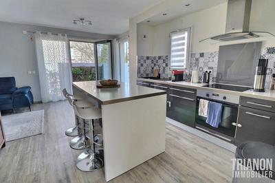 Maison - 77 m² - 3 pièces