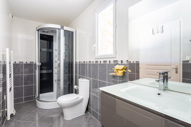 Maison - 200 m² - 5 pièces