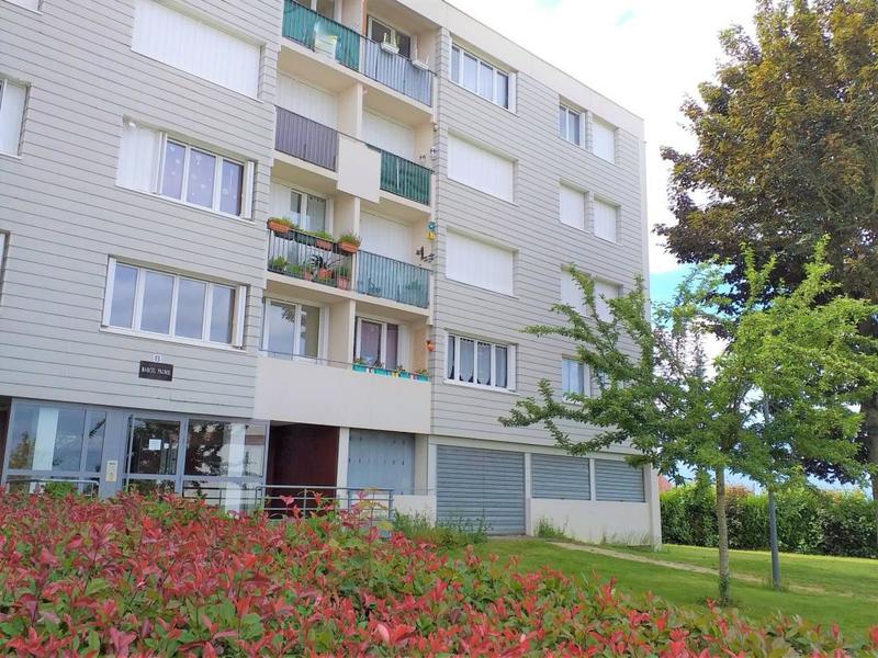 Appartement - 80 m² - 4 pièces
