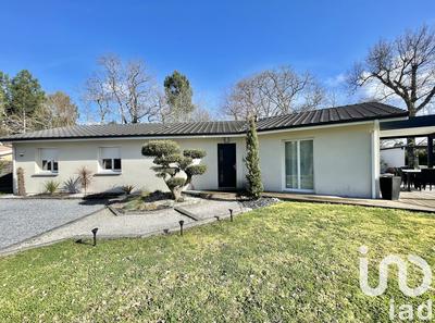 Maison - 123 m² - 7 pièces