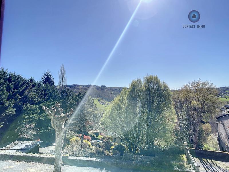 Maison - 171 m² - 7 pièces