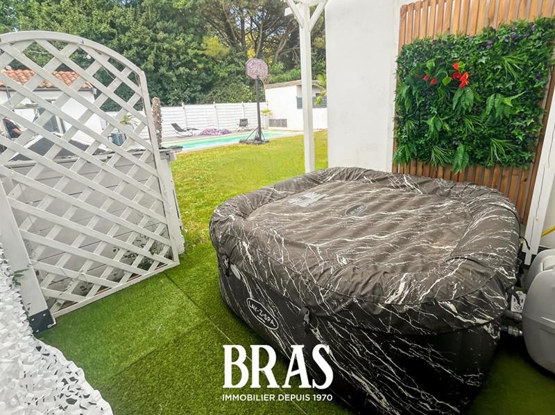 Maison - 157 m² - 6 pièces