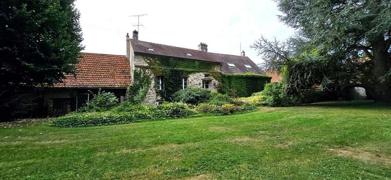 Maison - 250 m² - 12 pièces