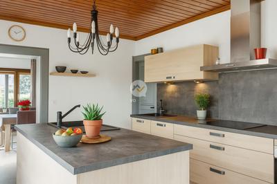 Maison - 144 m² - 6 pièces