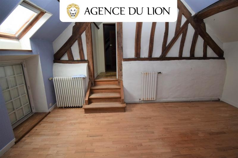 Maison - 214 m² - 8 pièces