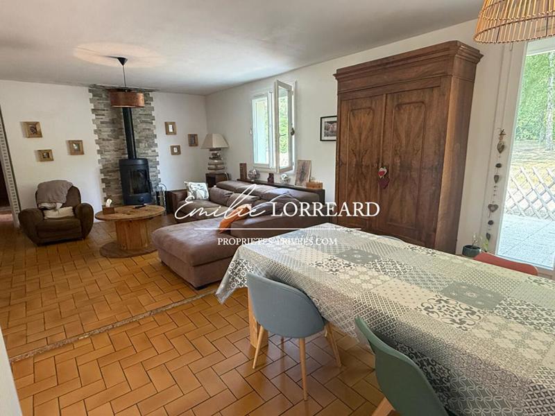 Maison - 141 m² - 6 pièces