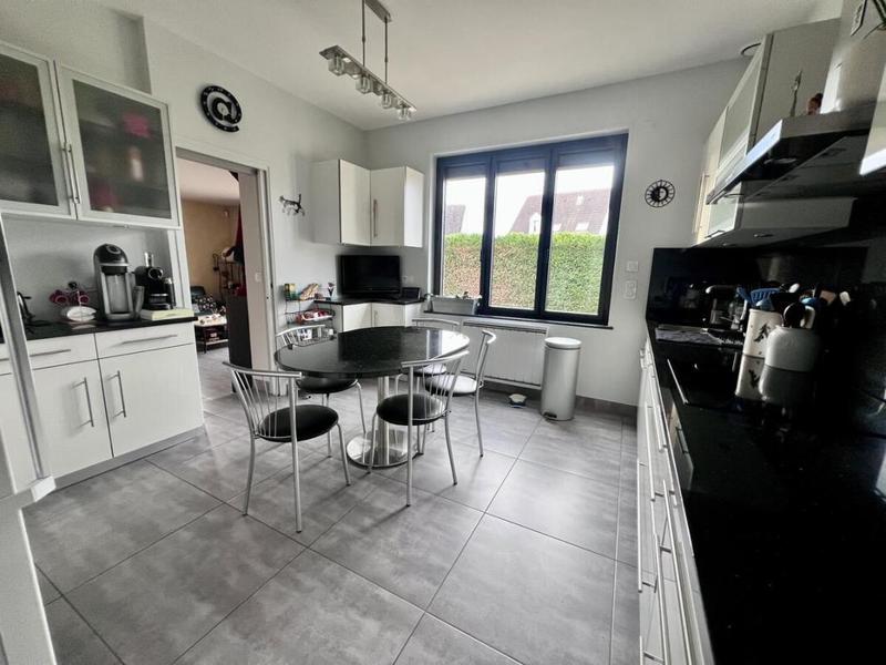 Maison - 144 m² - 5 pièces