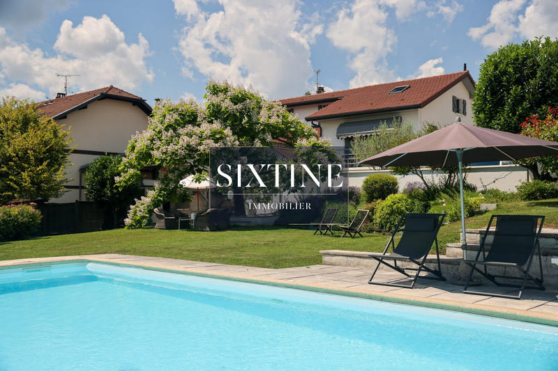 Maison ancienne - 297 m² - 12 pièces