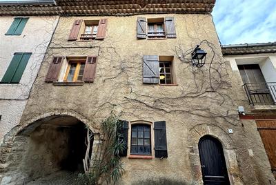 Maison de village - 87 m² - 4 pièces