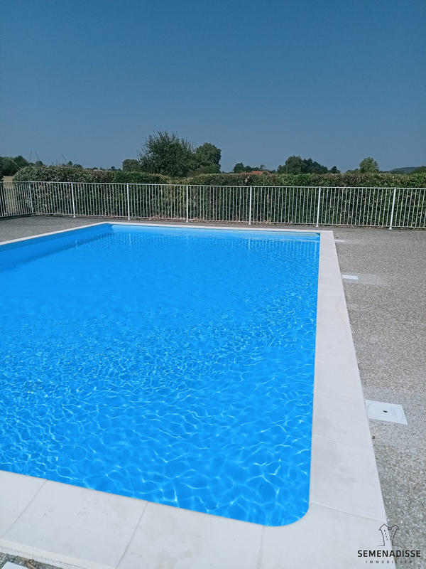 Appartement - 65 m² - 3 pièces