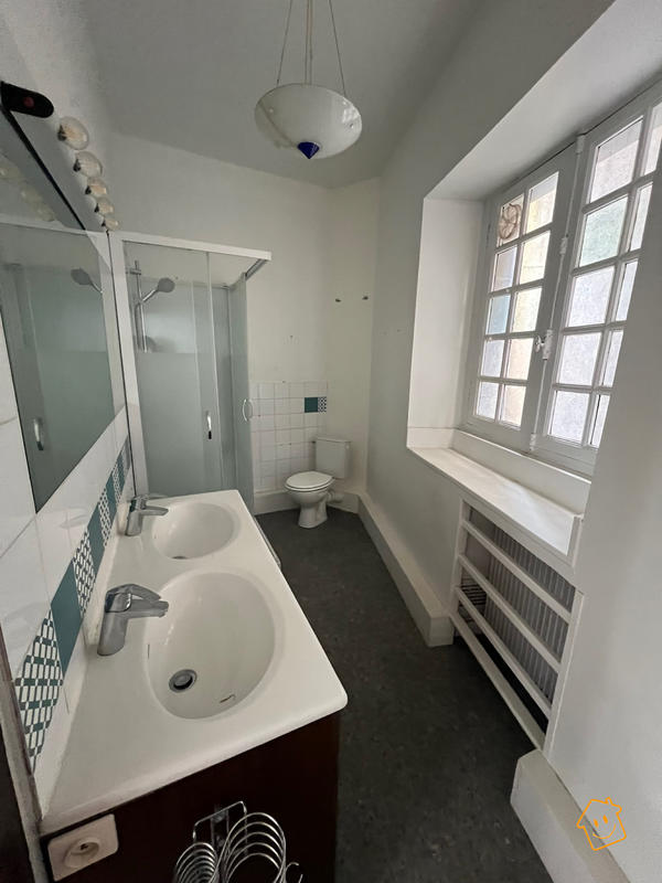 Appartement - 104 m² - 4 pièces