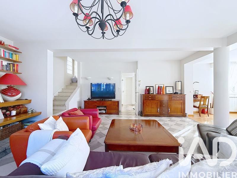 Maison - 135 m² - 5 pièces