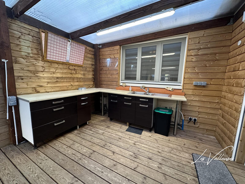 Maison - 90 m² - 4 pièces