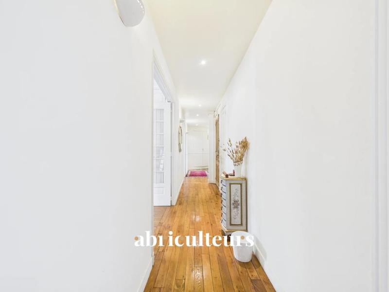 Appartement ancien - 105 m² - 5 pièces