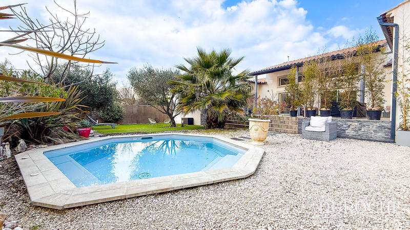 Villa - 210 m² - 5 pièces