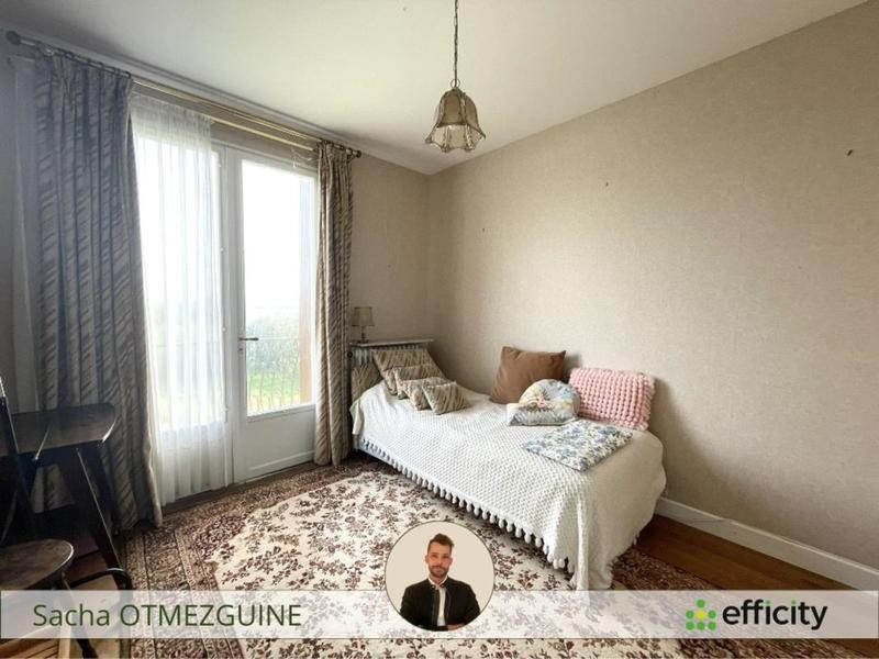 Maison - 137 m² - 7 pièces