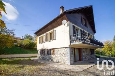 Maison - 180 m² - 7 pièces