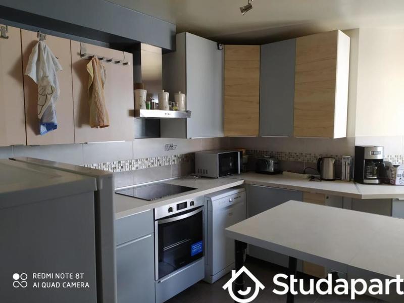 Chambre - 11 m² - 1 pièce