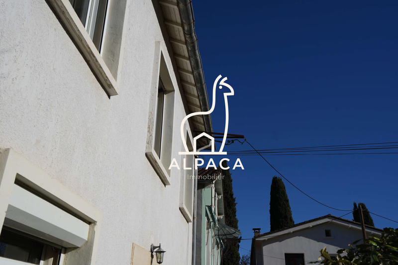 Maison - 185 m² - 10 pièces