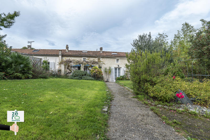 Maison - 167 m² - 6 pièces