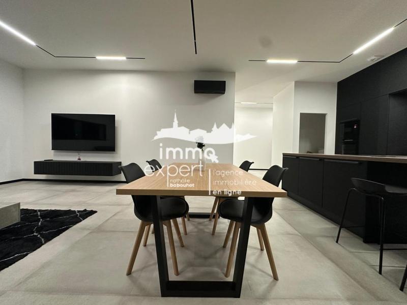 Villa - 145 m² - 6 pièces