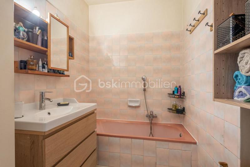 Appartement - 79 m² - 3 pièces