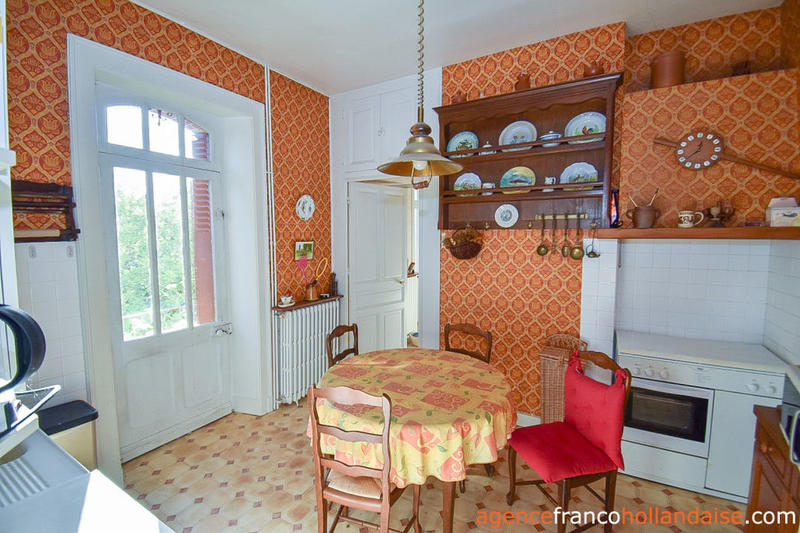 Maison bourgeoise - 204 m² - 11 pièces
