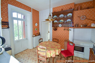 Maison bourgeoise - 204 m² - 11 pièces