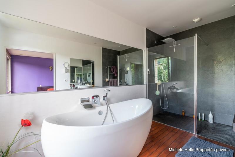 Maison - 285 m² - 7 pièces