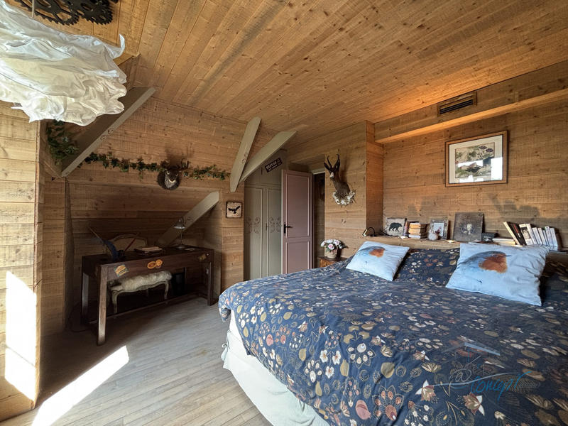 Maison ancienne - 370 m² - 12 pièces