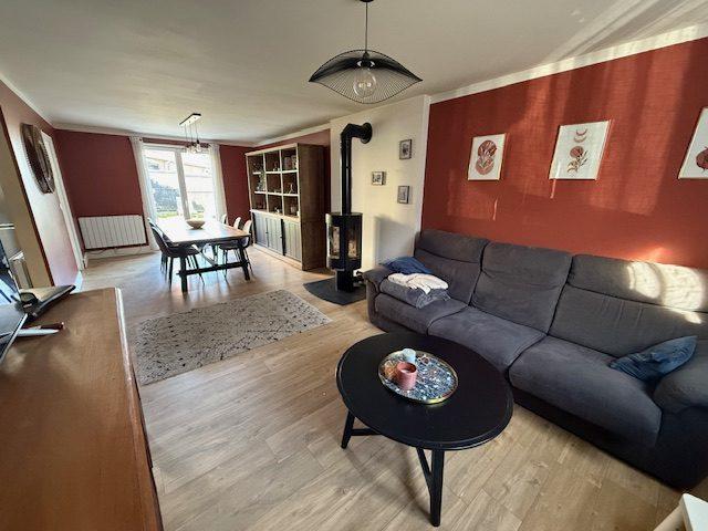 Maison - 85 m² - 4 pièces